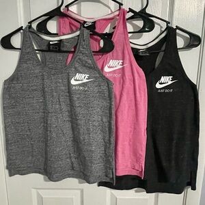 BUNDLE Nike Juniors Tank Top